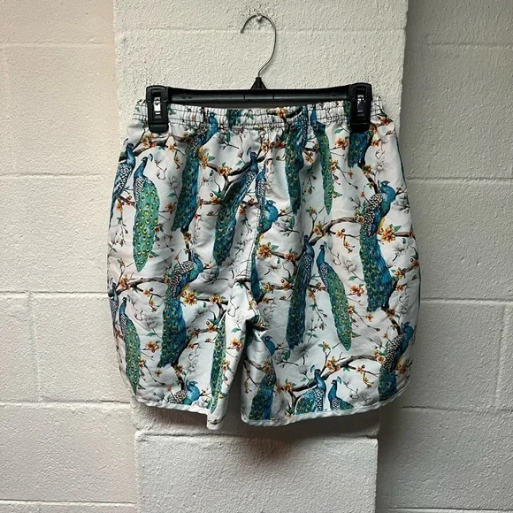 Peacock Print Men's Shorts. Large - Picture 3 of 4